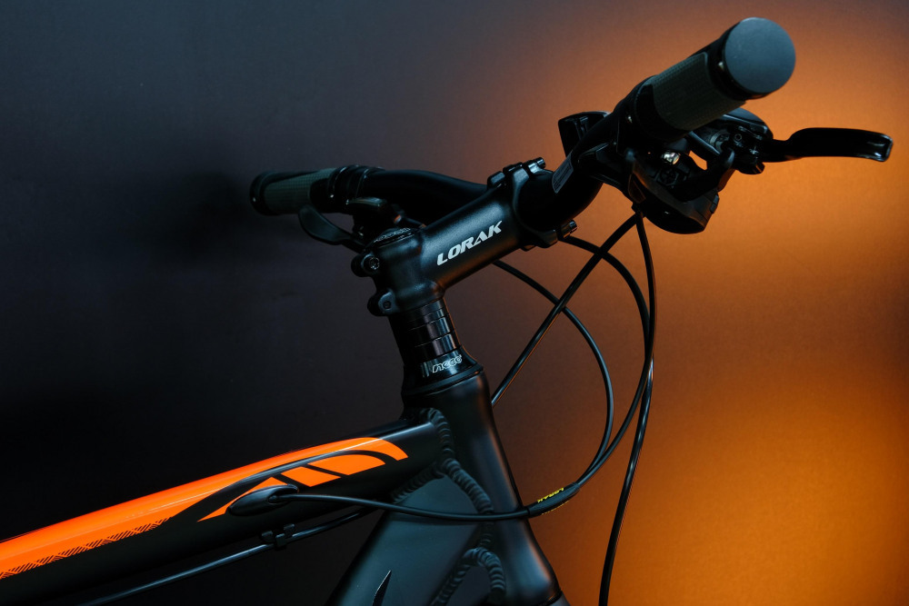 Lorak 6.0 Матовый Чёрный/Оранжевый рама 21 (на рост 183-190)